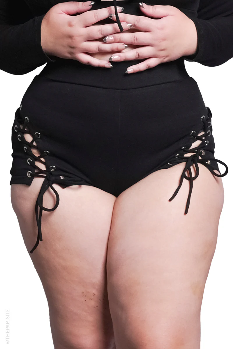 Alice Shorts - Image 12