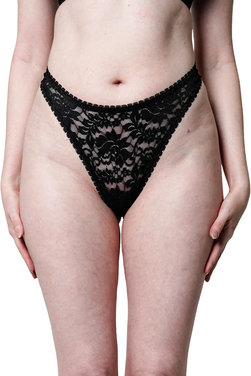 Lenore Thong