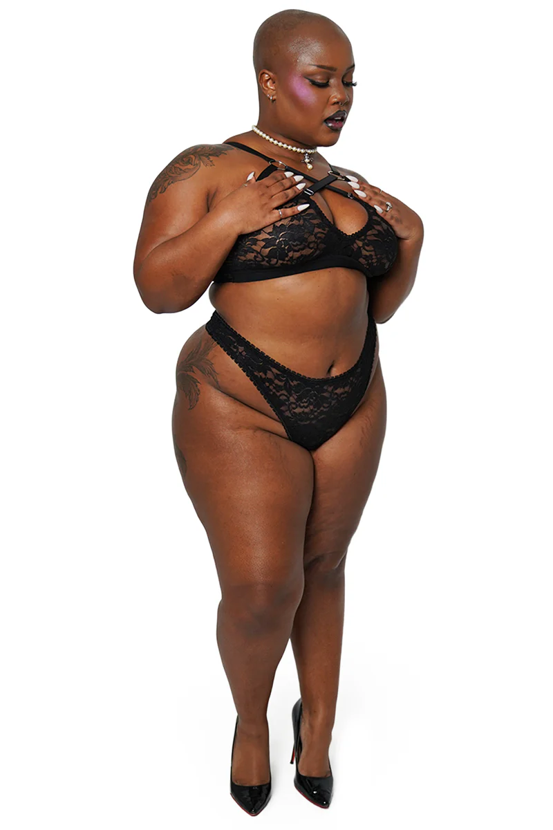 Lenore Thong - Image 11