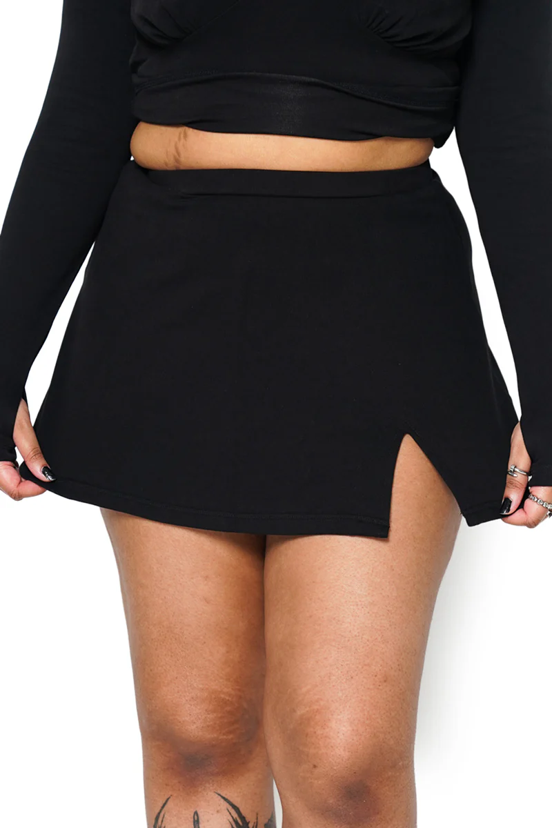 Pamela Skort - Image 4